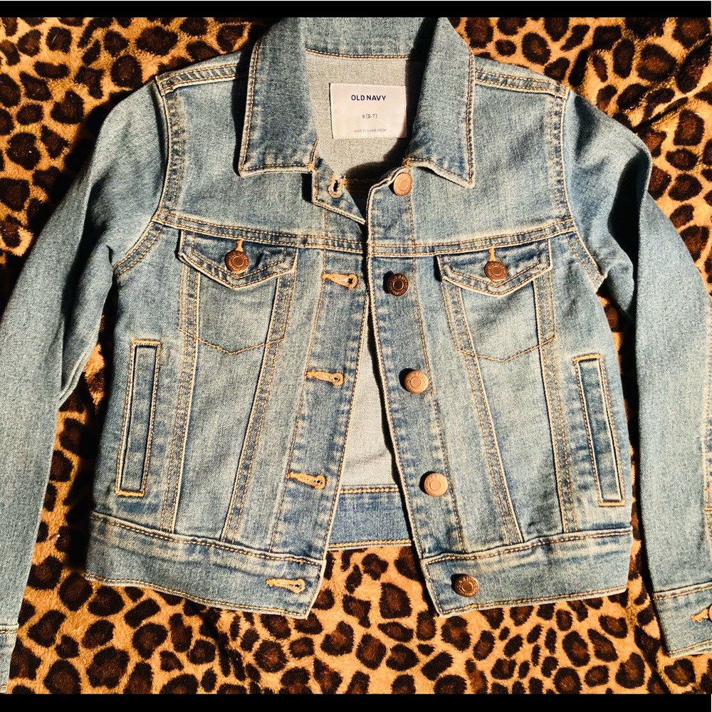 NWOT Girls size 6-7 Old Navy Blue Jean Jacket